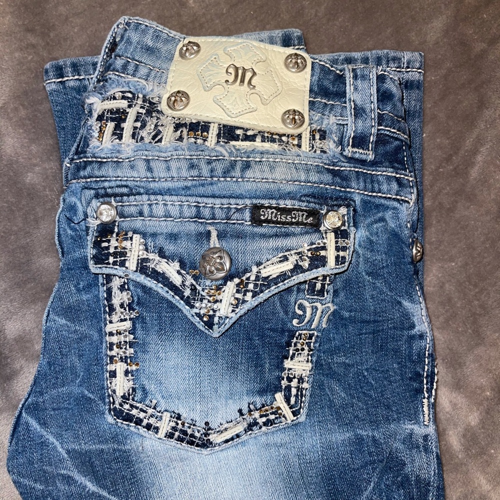 Bootcut Miss Me Jeans size 27
